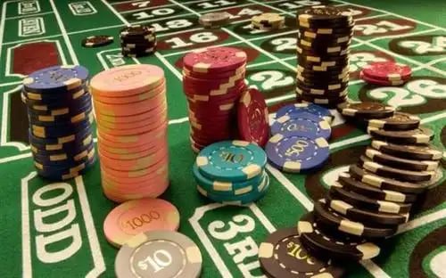YOM77 စလော့ Jackpot Feature Free Spins Bonus ရရှိနေသော ကစားသမားမြင်ကွင်း